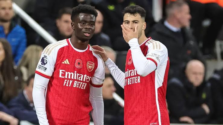 Should Martinelli be more worried than Saka about Sterlings arrival at Arsenal?