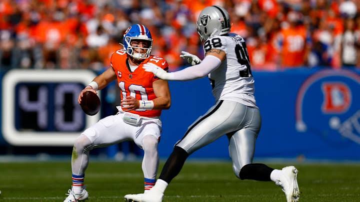 Bo Nix reacts to Maxx Crosby talking smack during Broncos Week 5 win