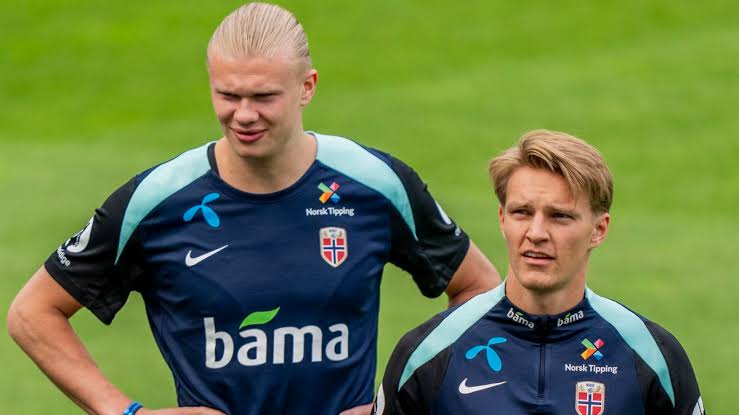 ‘Stay humble’… Arsenal fans take aim at Erling Haaland who can’t match Martin Odegaard for Norway