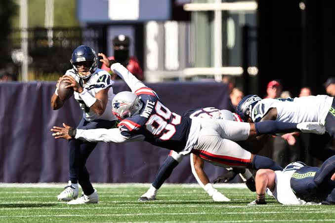 Report: Patriots DE Keion White tells the utmost truth about why the defense has played poorly