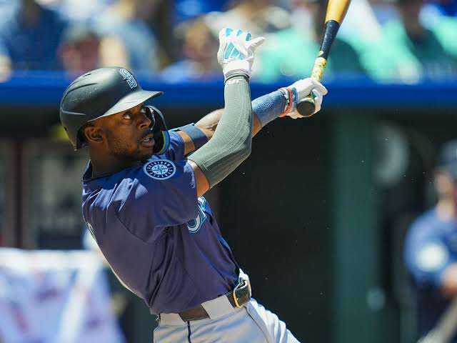 Report: Mariners Rookie Infielder Opens Up About High Expectations