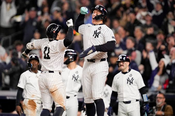 Dodgers Stunned: Yankees’ Big Bats Keep World Series Hope Alive