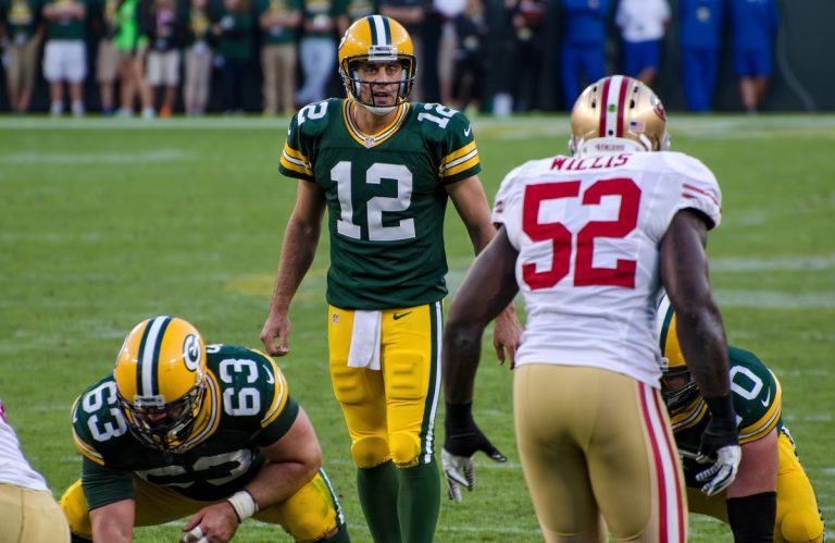 Classic Clash: Packers-49ers: A legacy Born in the Cold