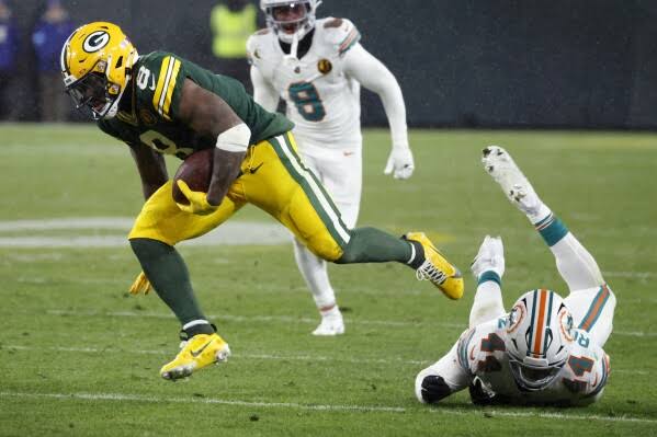 Packers’ Stock on the Rise: Fast Start, Strong Finish vs. Dolphins