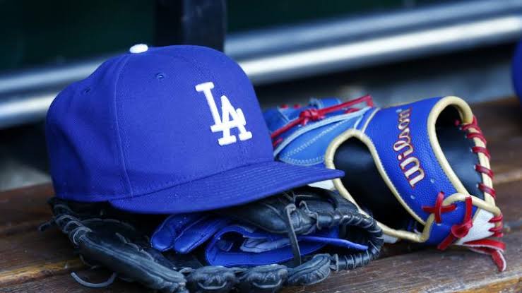 Home Run Hero Returns: Dodgers Predicted to Re-sign Slugger on…