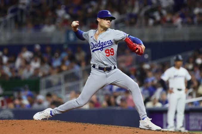 Kelly’s Comeback: Dodgers Free Agent Eyes Return to…