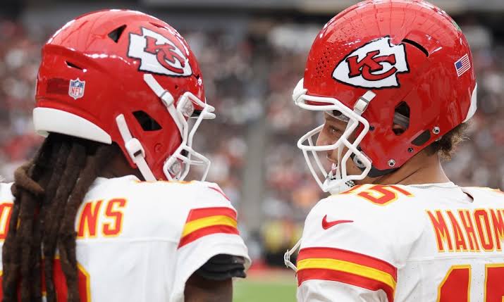 Hopkins’ Comments on Mahomes Send Chiefs’ Kingdom into Frenzy