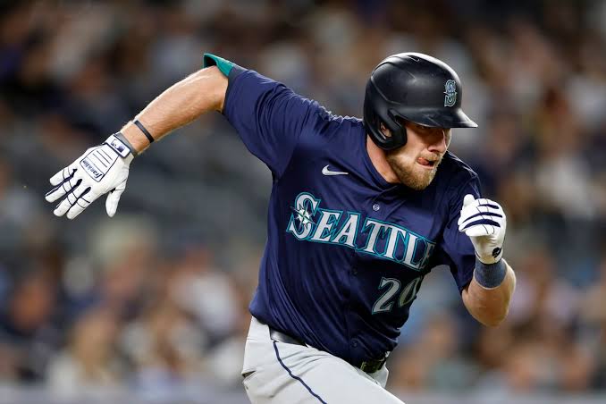 Breaking: Luke Raley Emerges as Mariners’ Top Option at First Base for…