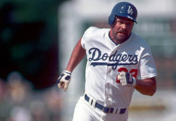 Gibson Historic Season: Dodgers Legend Named 1988…