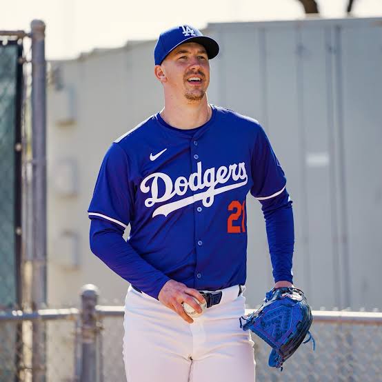 LA reunion: Dodgers Predicted to bring back…