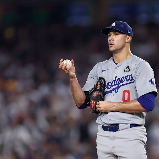 Offseason Bombshell: Dodgers Ace Could Sign With…