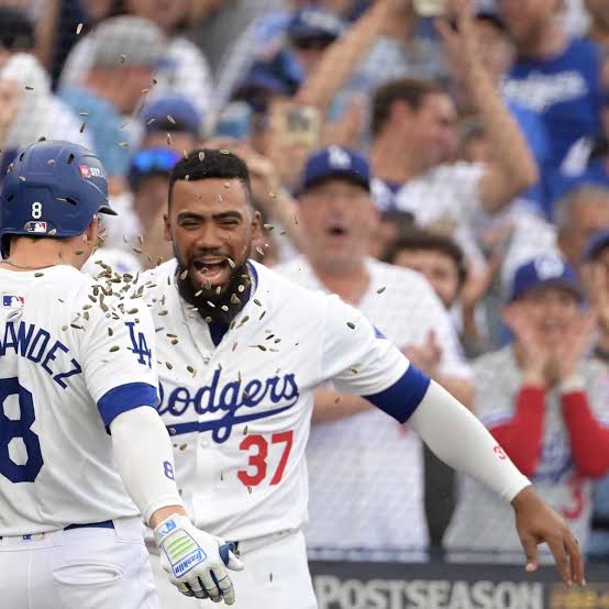 LA Loyalty Lost? Dodgers Fan Favourite Remove LA from…