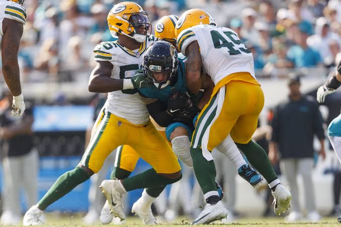 Breaking: Packers’ Linebacker Tandem Key to Stopping Lions’ Offense