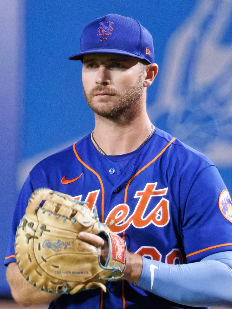 Breaking: Blue Jays Ready to Make Huge Splash: Toronto Targets Pete Alonso in Blockbuster Deal