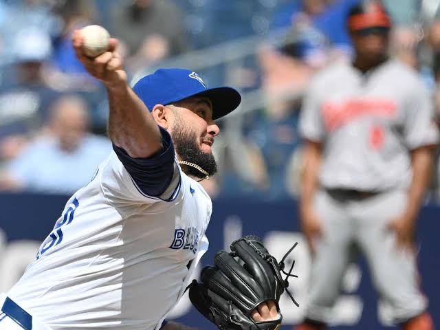 East Coast Bound: Former Dodgers Reliever Inks Deal With AL East Powerhouse