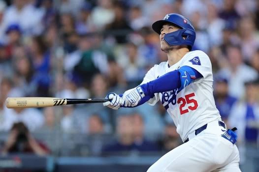 The Future is Bright: Dodgers Extend Tommy Edman, Cementing  His Status as…