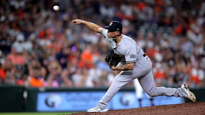 Reliever Rumble: Padres Battle Multiple Teams for Services of Former Yankees Bullpen Ace