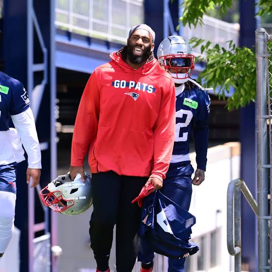 Judon Loses Cool: Matthew’s Pregame Incident with Commanders Fan Sparks Outrage