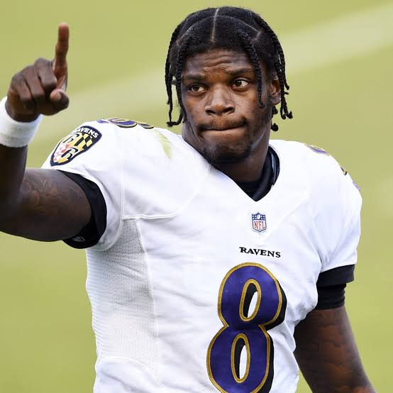 Lamar Jackson is on Fire: Ravens QB’s MVP-Caliber Play Has Teammates and Fans Alike in Awe