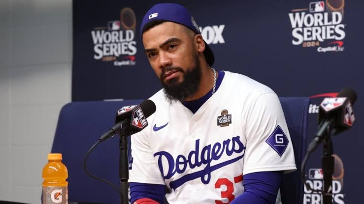 Dodgers, Toescar at Impasse: Deferred Salary Dispute Holds Up Outfielder to Return to LA