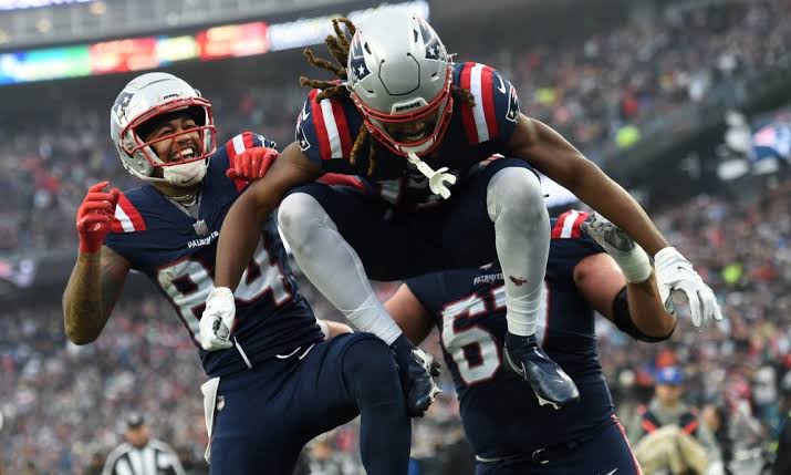 Patriots Insider Drops Bombshell: Major Reasons for WR Struggles Exposed and It’s…