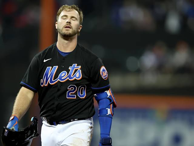 The Future of Pete Alonso: Where Will He Land? Mets’ Slugger Weighs Options in…