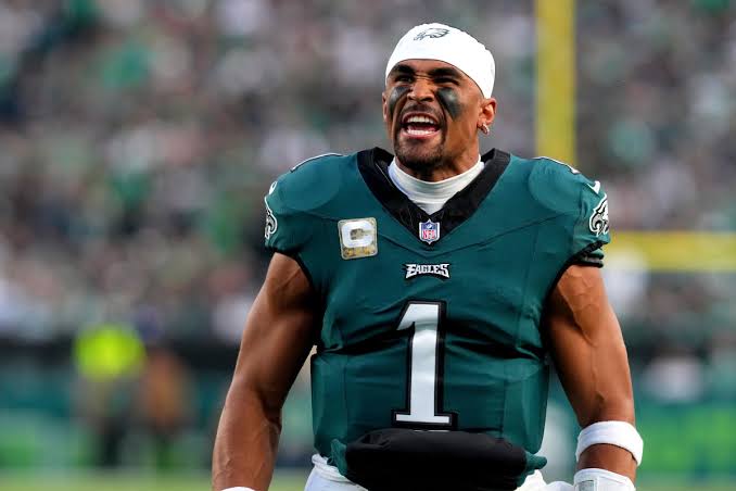 Former NFL Star Sparks Controversy: Jalen Hurt Accused of Benefitting from “Pretty Privilege”