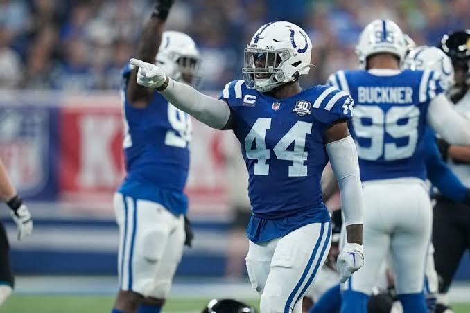 Colts Send Shockwaves Through the League: Embattled Cornerback Sudden Trading Departure Sparks Controversy