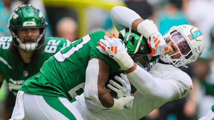 Jets Set to Soar: Gang Green Fully Ready to End Year on High Note vs. Dolphins