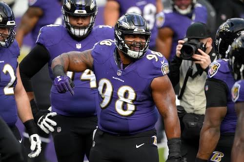 The Celebration Heard Round the World: Ravens’ DT Reaction to Interception Makes Headlines