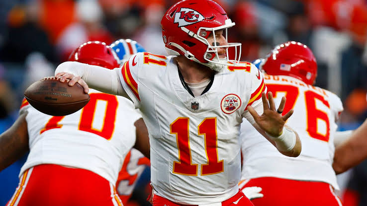 Chiefs’ Playoff Push Takes Center Stage: Kansas City Looks to Bounce Back from Shoutout Loss